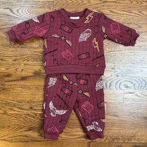 Wizarding World Of Harry Potter Burgundy Graphic Two-Piece Baby Set 3-6 Months
